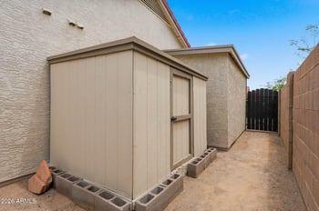6327 Ironwood Dr, Glendale, AZ 85302