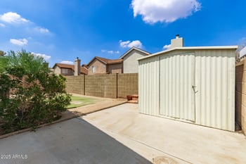 6328 Golden Ln, Glendale, AZ 85302