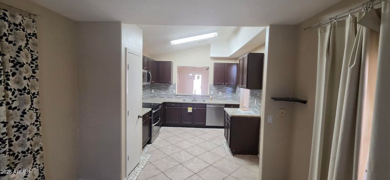 6328 W Florence Ave, Phoenix, AZ 85043