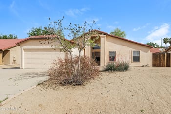 6328 Ironwood Dr, Glendale, AZ 85302