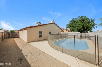 6328 Ironwood Dr, Glendale, AZ 85302