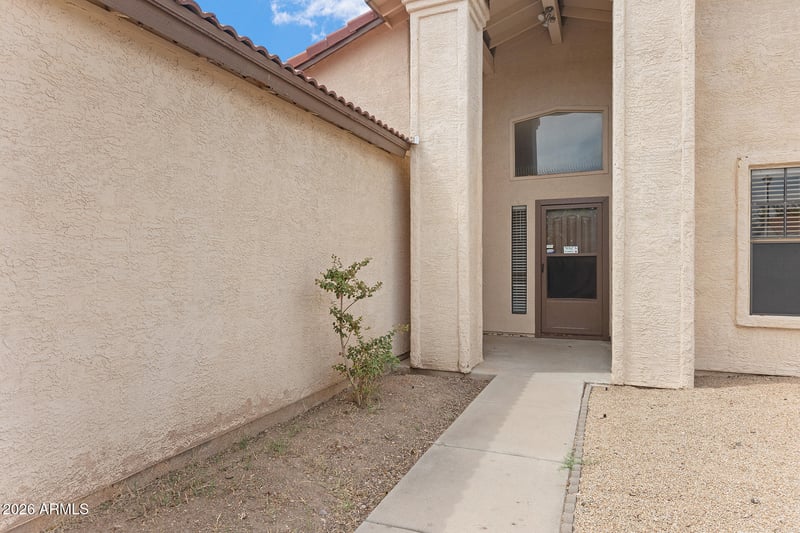 6328 W Ironwood Dr, Glendale, AZ 85302