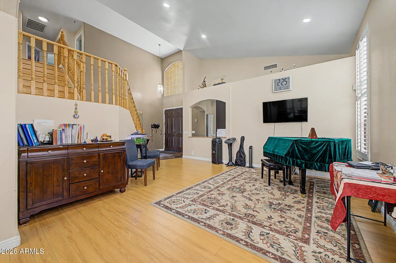 6328 W Tonopah Dr, Glendale, AZ 85308