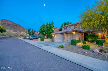 6329 Honeysuckle Dr, Phoenix, AZ 85083