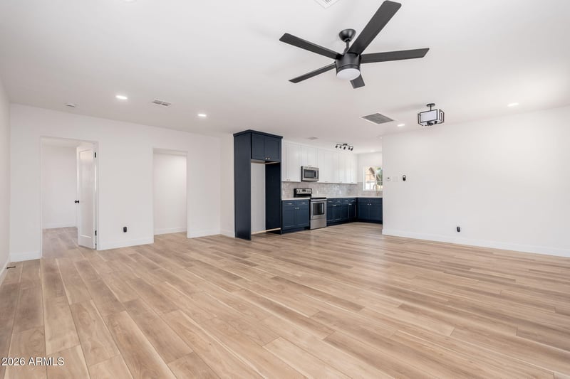 6329 W Ocotillo Rd, Glendale, AZ 85301