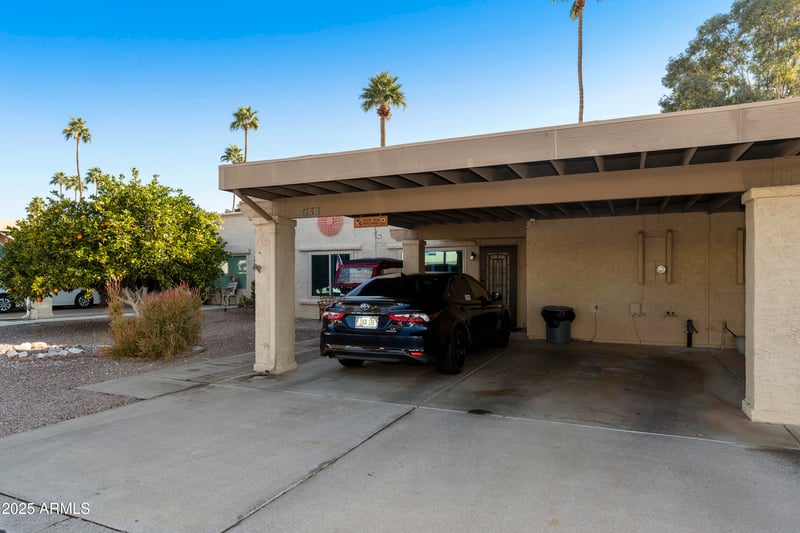 633 77th St, Mesa, AZ 85208