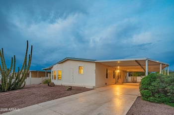 633 87th Pl, Mesa, AZ 85208