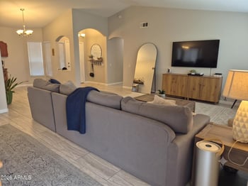 633 E Ironwood Dr, Chandler, AZ 85225