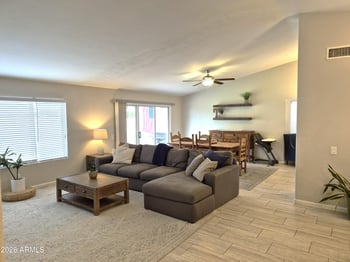 633 E Ironwood Dr, Chandler, AZ 85225