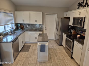 633 E Ironwood Dr, Chandler, AZ 85225