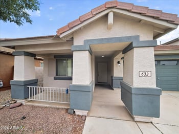 633 Leslie Ave, San Tan Valley, AZ 85140