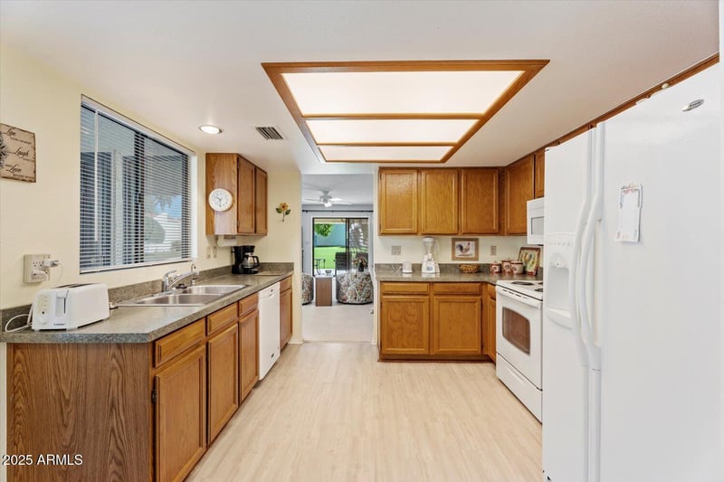 633 Saguaro Way, Mesa, AZ 85208