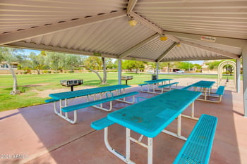 633 W Nopal Ave, Mesa, AZ 85210