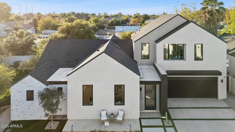 6330 10th Dr, Phoenix, AZ 85013