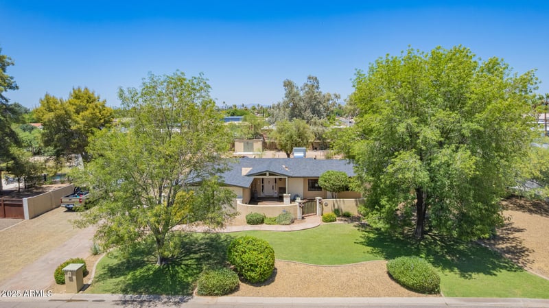 6330 Delcoa Ave, Scottsdale, AZ 85254
