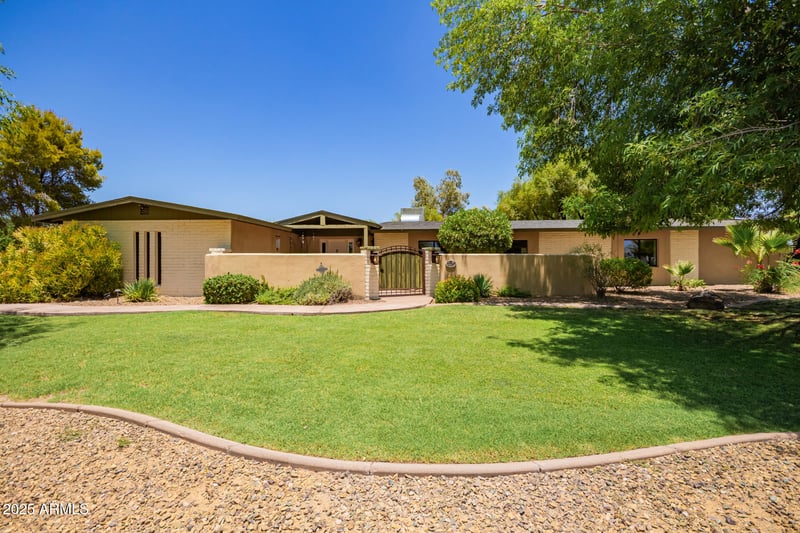 6330 Delcoa Ave, Scottsdale, AZ 85254