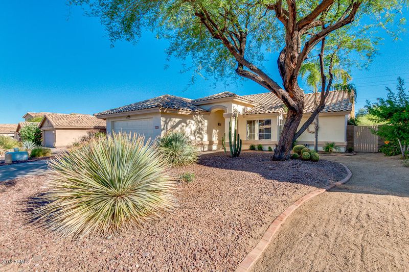 6330 E Rochelle St, Mesa, AZ 85215