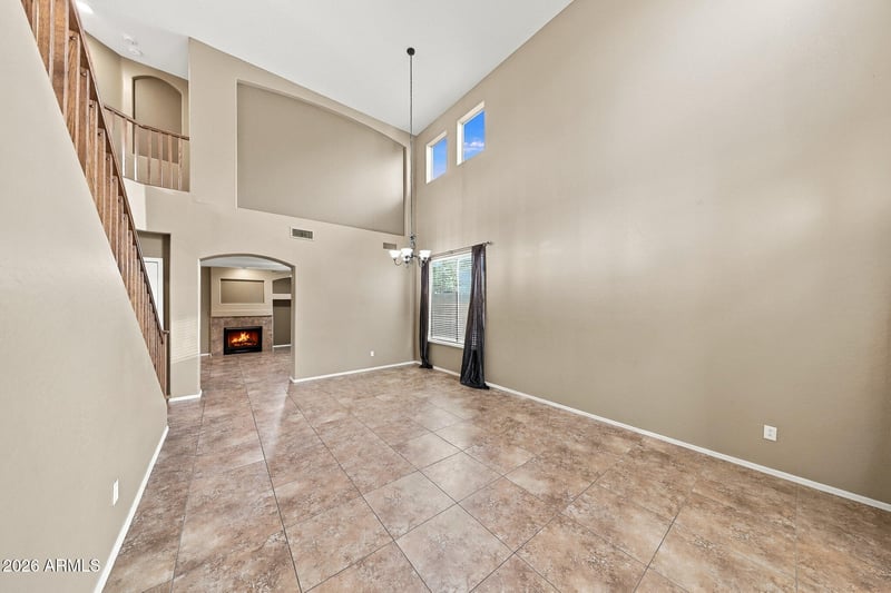 6330 W Big Oak St, Phoenix, AZ 85083