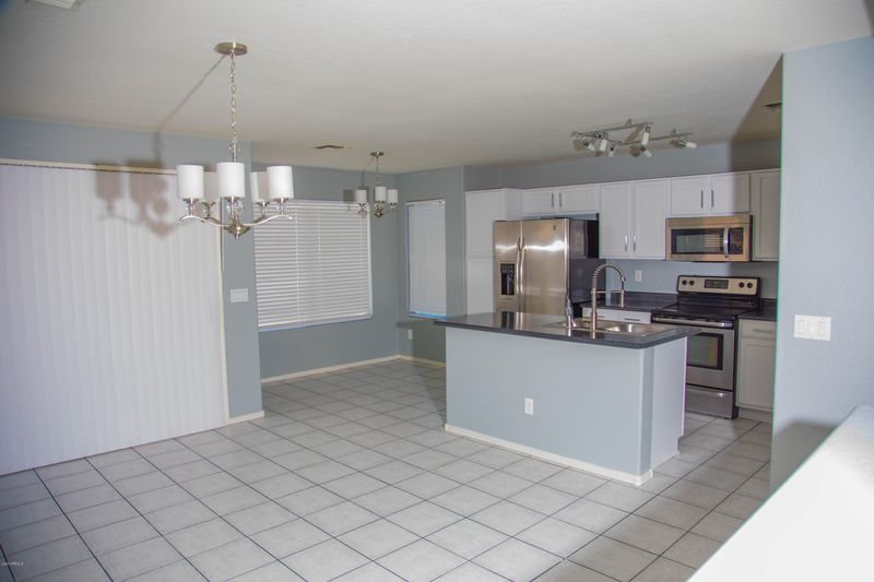 6330 W Mohave St, Phoenix, AZ 85043
