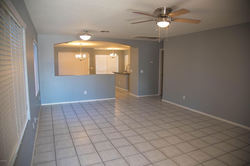 6330 W Mohave St, Phoenix, AZ 85043