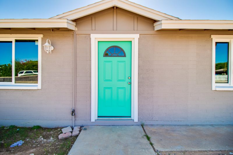 6331 W Whitton Ave, Phoenix, AZ 85033