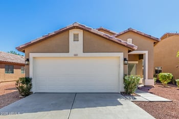 6333 Nez Perce St, Phoenix, AZ 85043