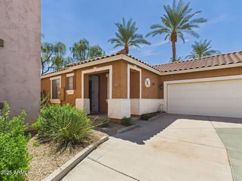 6334 Blake St, Gilbert, AZ 85298