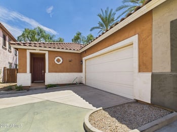 6334 Blake St, Gilbert, AZ 85298