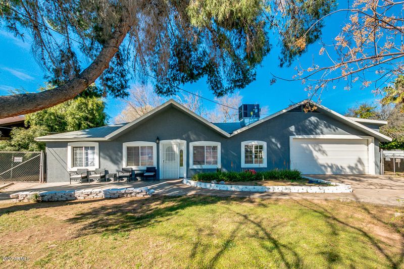 6334 N 64th Dr, Glendale, AZ 85301