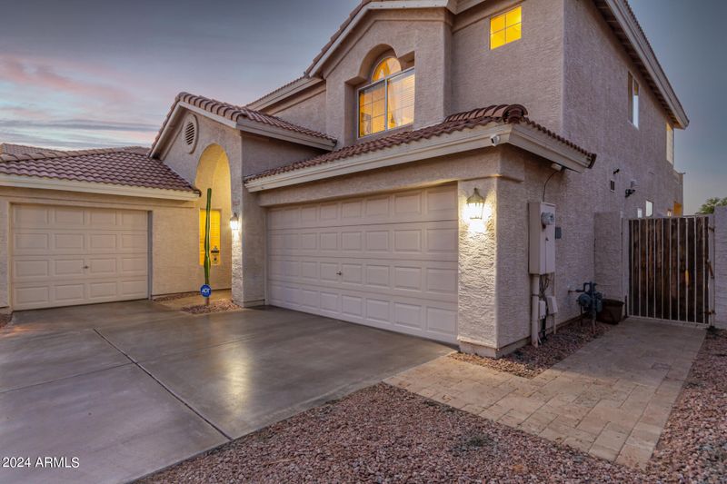6334 W Tonopah Dr, Glendale, AZ 85308