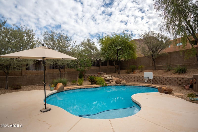 6336 Paso Trl, Phoenix, AZ 85083