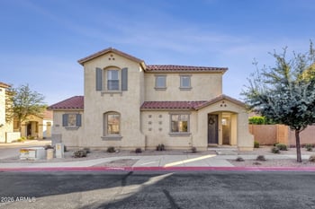 6337 Blake St, Gilbert, AZ 85298