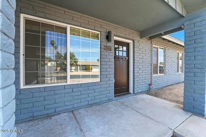 6337 Caron St, Glendale, AZ 85302