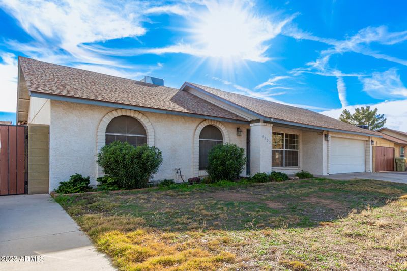 6337 W Cortez St, Glendale, AZ 85304