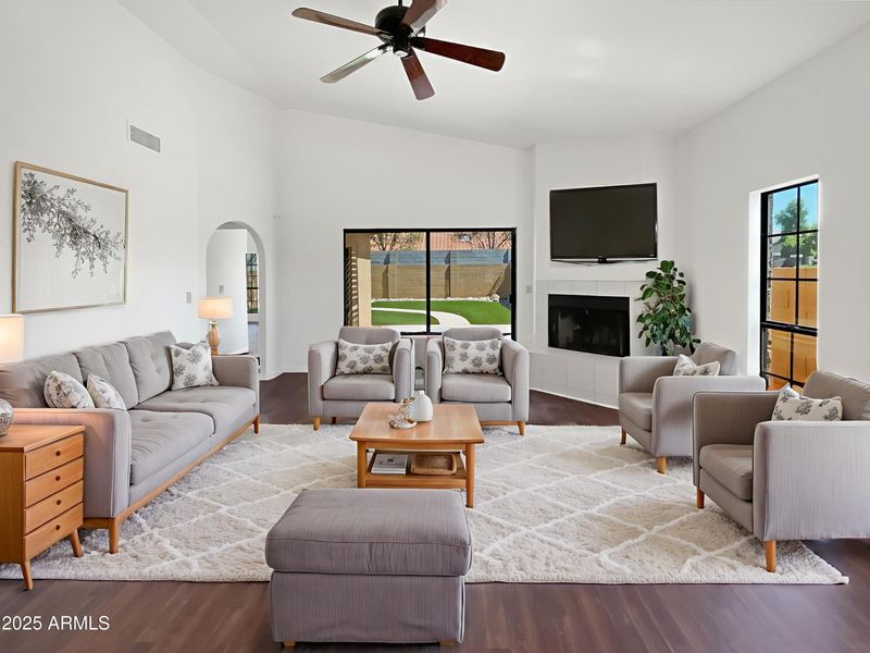 6338 E Claire Dr, Scottsdale, AZ 85254