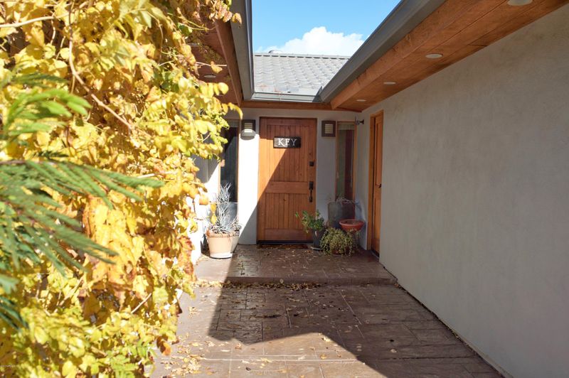 6338 E Earll Dr, Scottsdale, AZ 85251