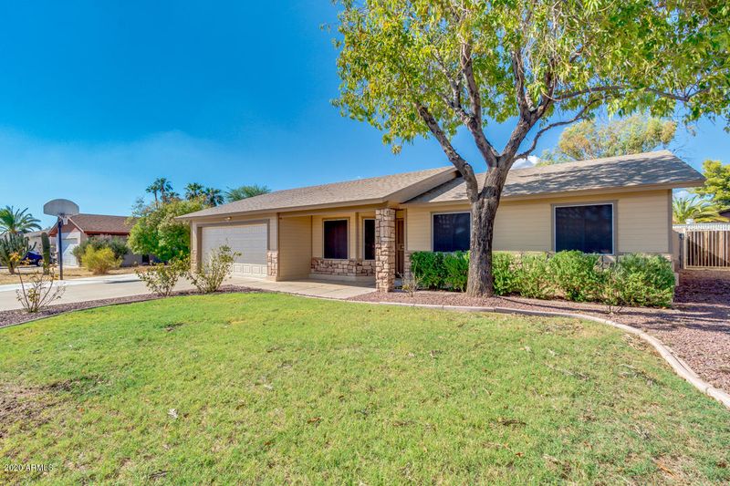 6338 E Ivy St, Mesa, AZ 85205