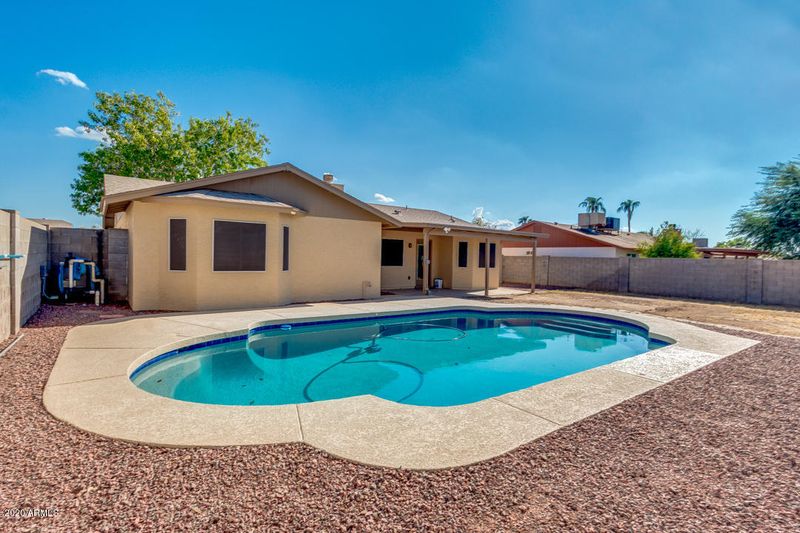 6338 E Ivy St, Mesa, AZ 85205