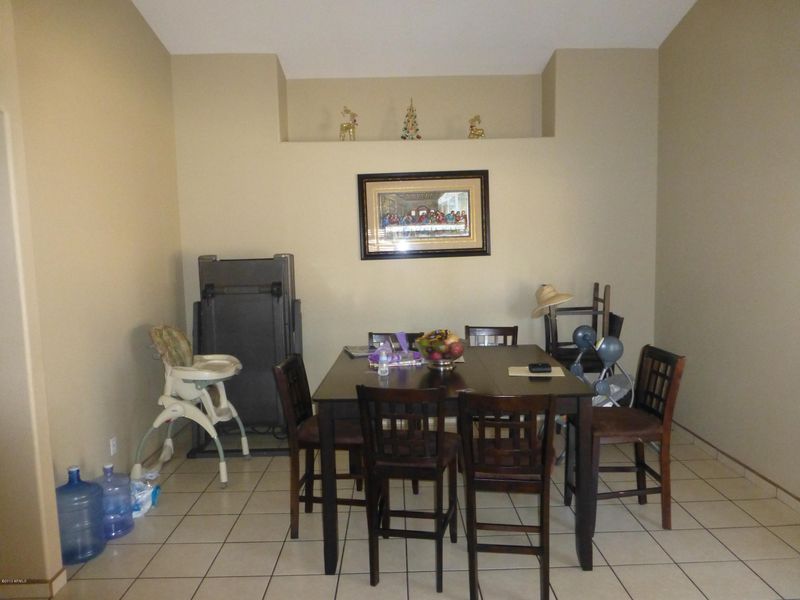 6338 W Cordes Rd, Phoenix, AZ 85043