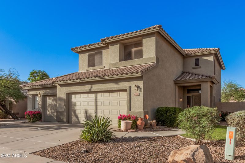 6338 W Preston Ln, Phoenix, AZ 85043