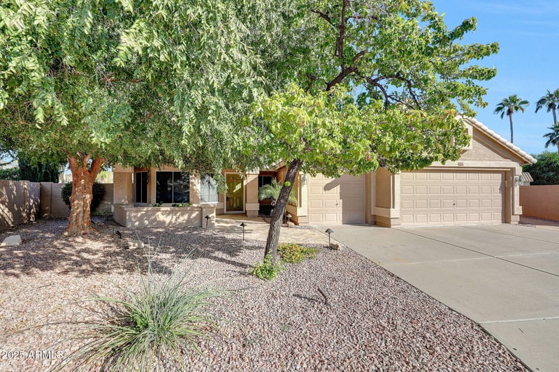 6339 Aurora Dr, Glendale, AZ 85308