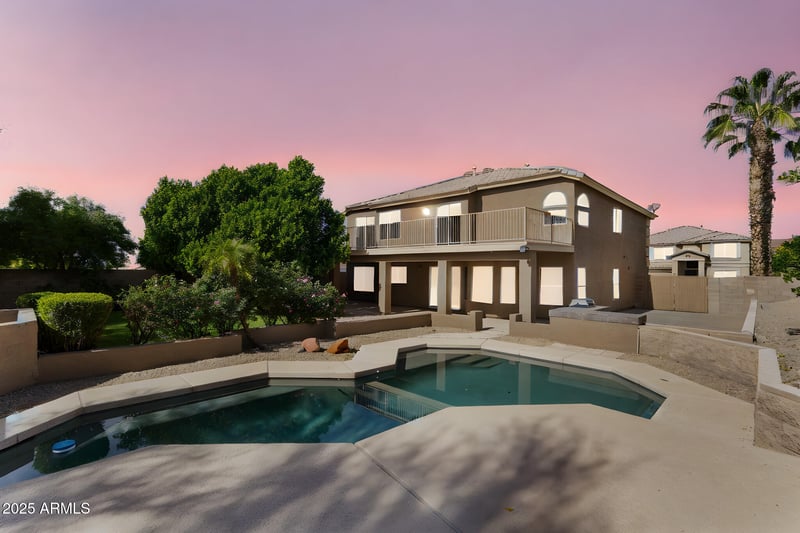 6339 Range Mule Dr, Phoenix, AZ 85083