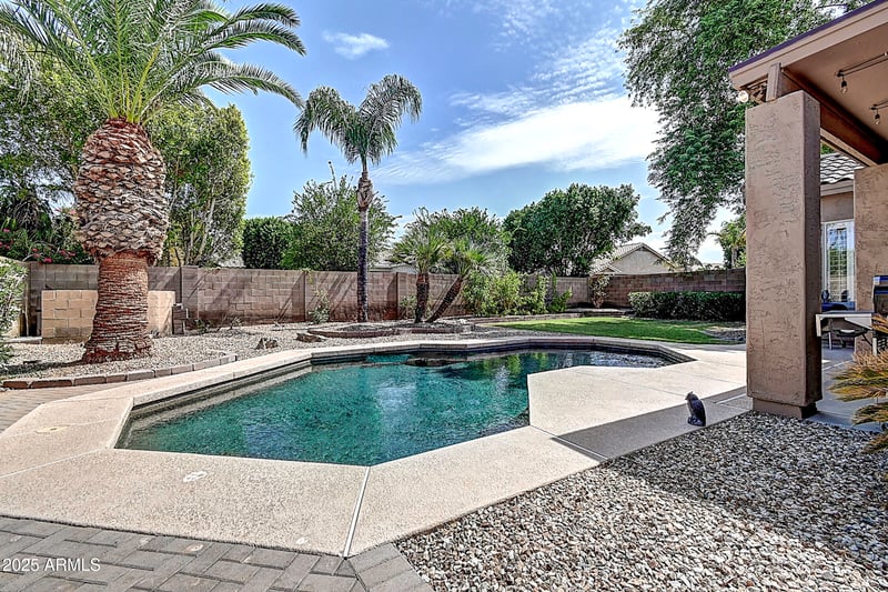 634 Goldfinch Way, Chandler, AZ 85286