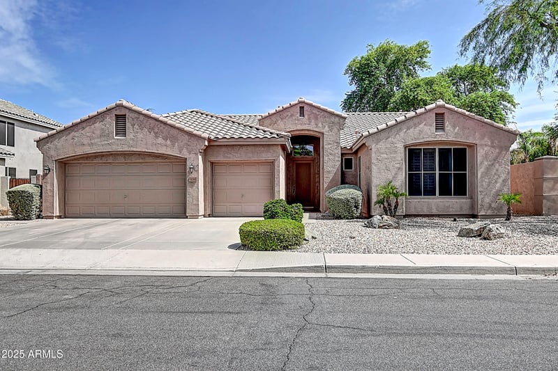 634 Goldfinch Way, Chandler, AZ 85286