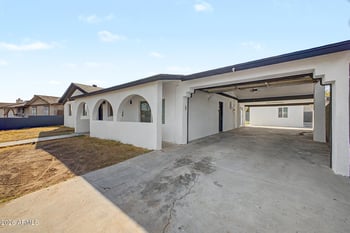 6340 Avalon Dr, Phoenix, AZ 85033