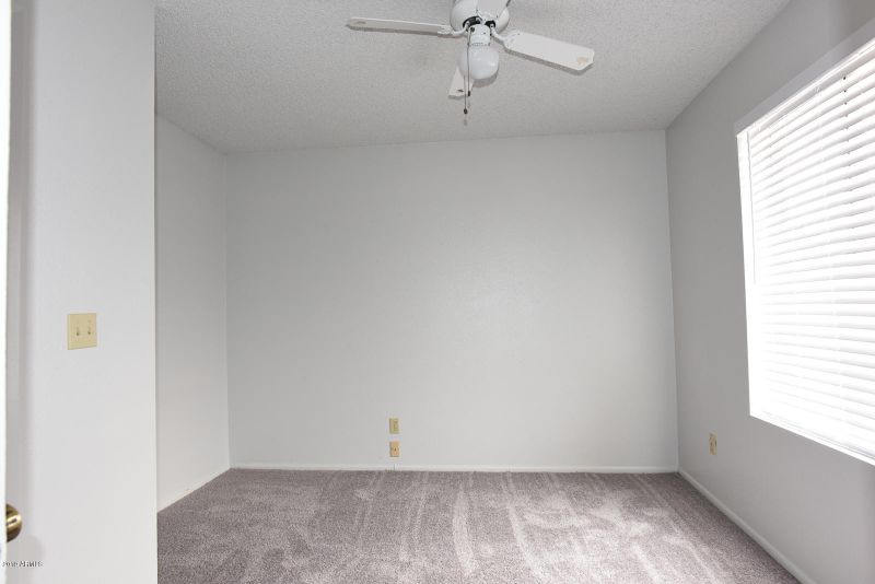 6340 W Hatcher Rd, Glendale, AZ 85302