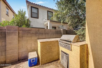 6342 Valencia Dr, Laveen, AZ 85339