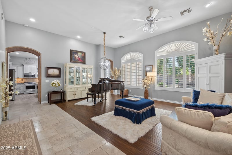 6343 Odessa St, Mesa, AZ 85215