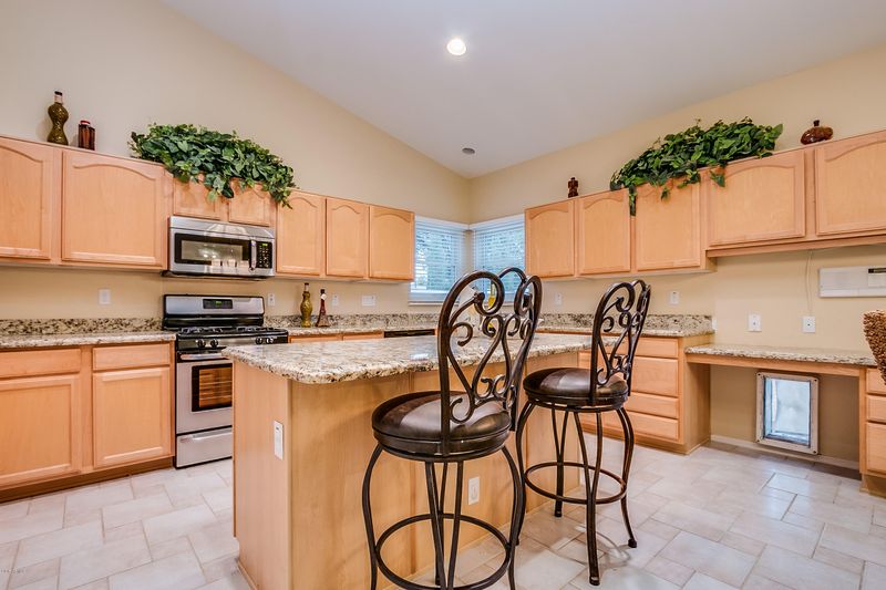 6344 N 10th Ave, Phoenix, AZ 85013