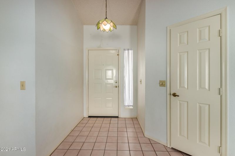 6344 W Turquoise Ave, Glendale, AZ 85302